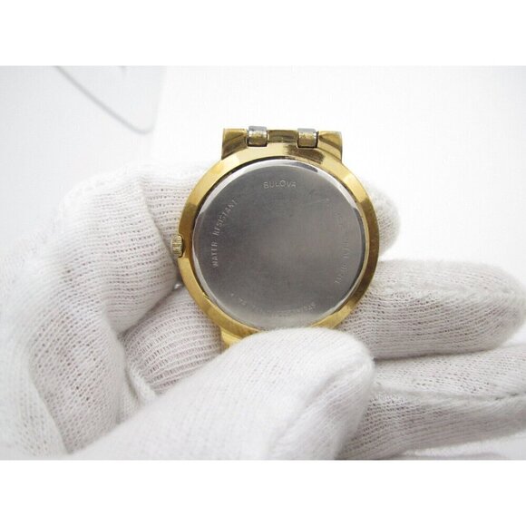 Women Caravelle by Bulova Quartz WR Analog 32mm Round Watch (H134) "New Battery" - Picture 3 of 11